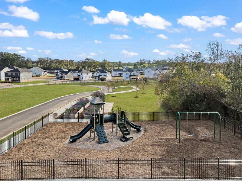 2951 Sharpstone Dr, Columbia, TN 38401