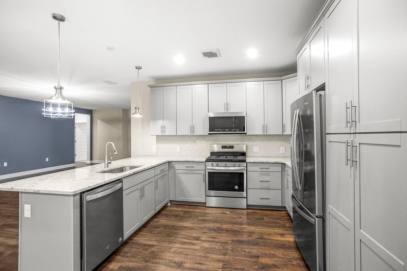 141 Saundersville Rd #1402, Hendersonville, TN 37075