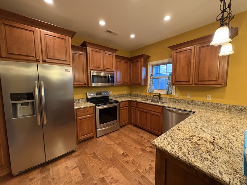 117 Grayson Ln, White House, TN 37188