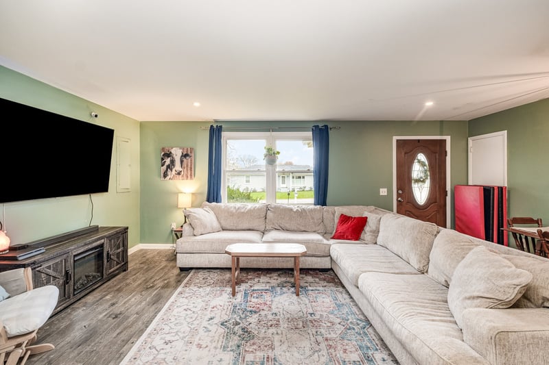 6614 2nd St, College Grove, TN 37046