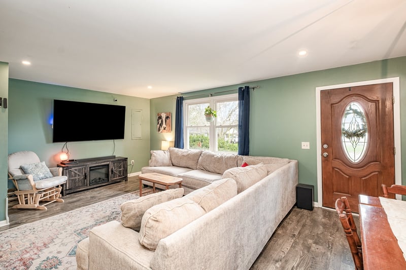 6614 2nd St, College Grove, TN 37046