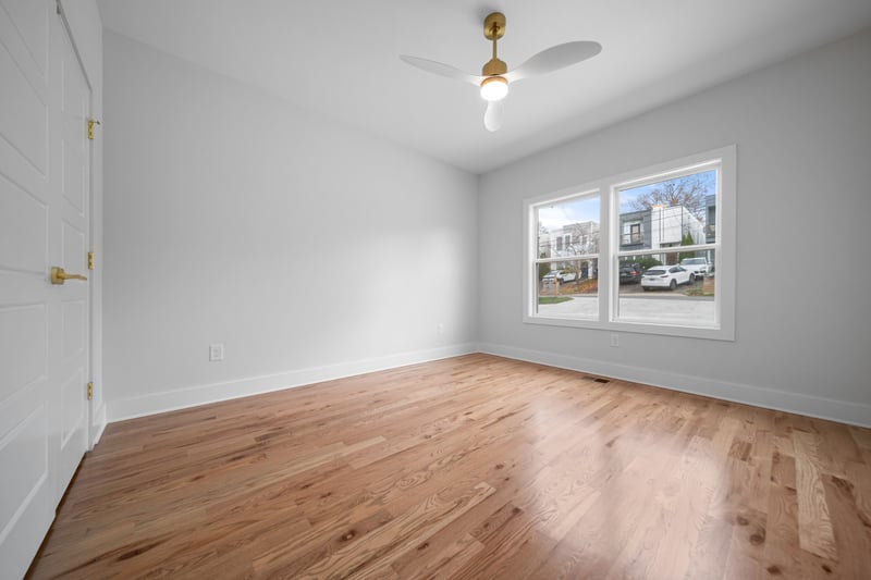 2118A Burns St, Nashville, TN 37216