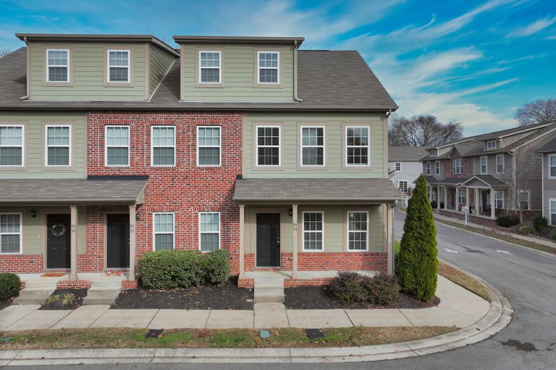 95 Plumlee Dr #34, Hendersonville, TN 37075