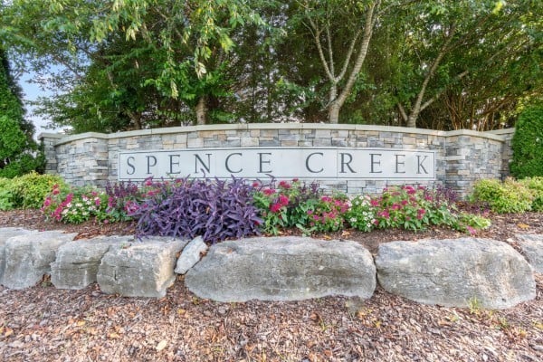 1220 Lumsley Dr, Lebanon, TN 37087