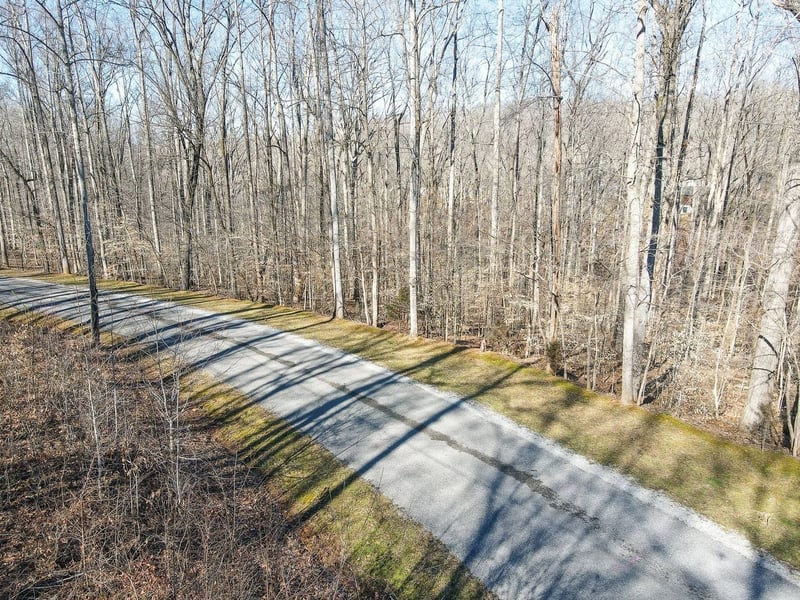 1008 Larkwood Rd, Kingston Springs, TN 37082