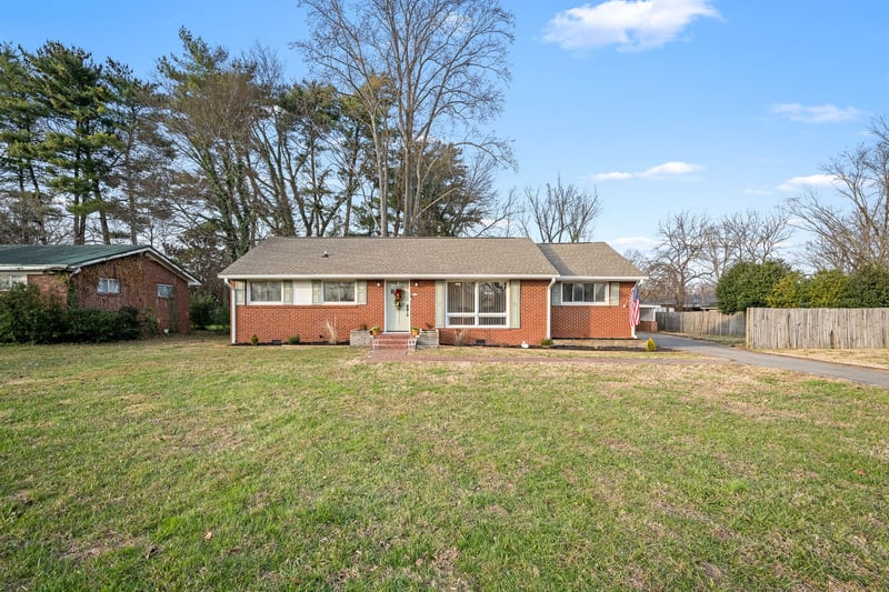 1403 Diana St, Murfreesboro, TN 37130