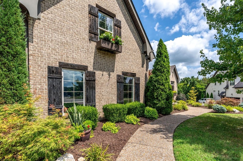 1818 Eaves Ct, Nolensville, TN 37135