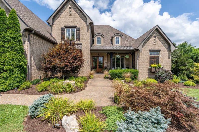 1818 Eaves Ct, Nolensville, TN 37135