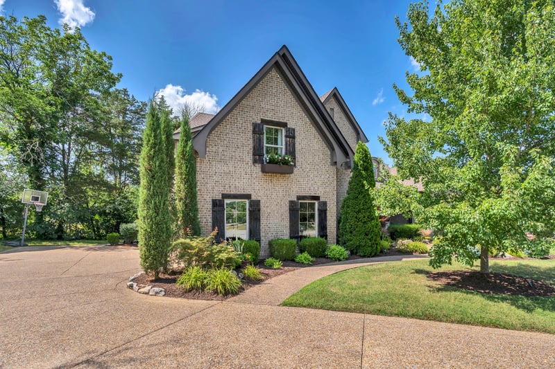 1818 Eaves Ct, Nolensville, TN 37135