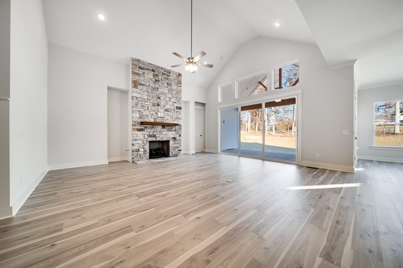 7290 Fairlawn Dr, Fairview, TN 37062