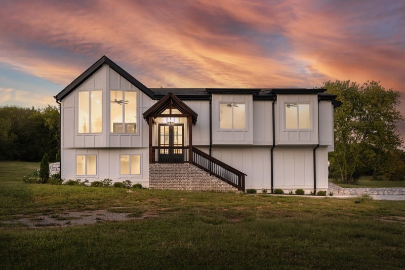 2752 Thompson Station Rd, Thompsons Station, TN 37179