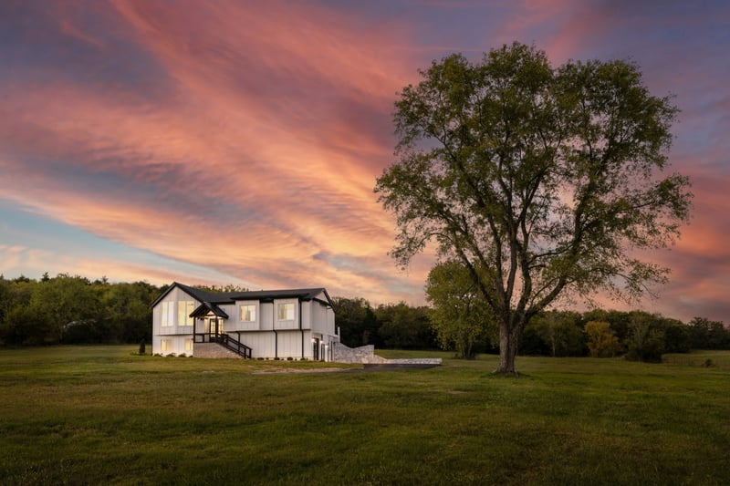 2752 Thompson Station Rd, Thompsons Station, TN 37179