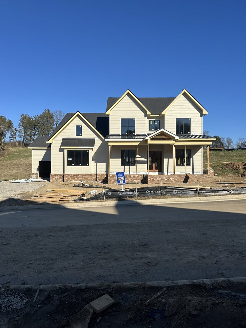 2290 Brakeman Ln, Thompsons Station, TN 37179