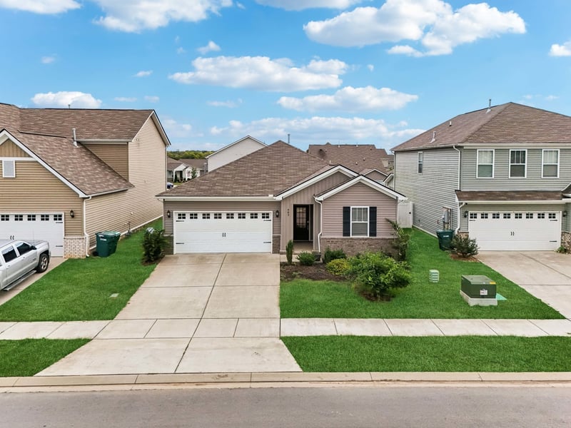 403 Wind Dance Dr, Lebanon, TN 37087