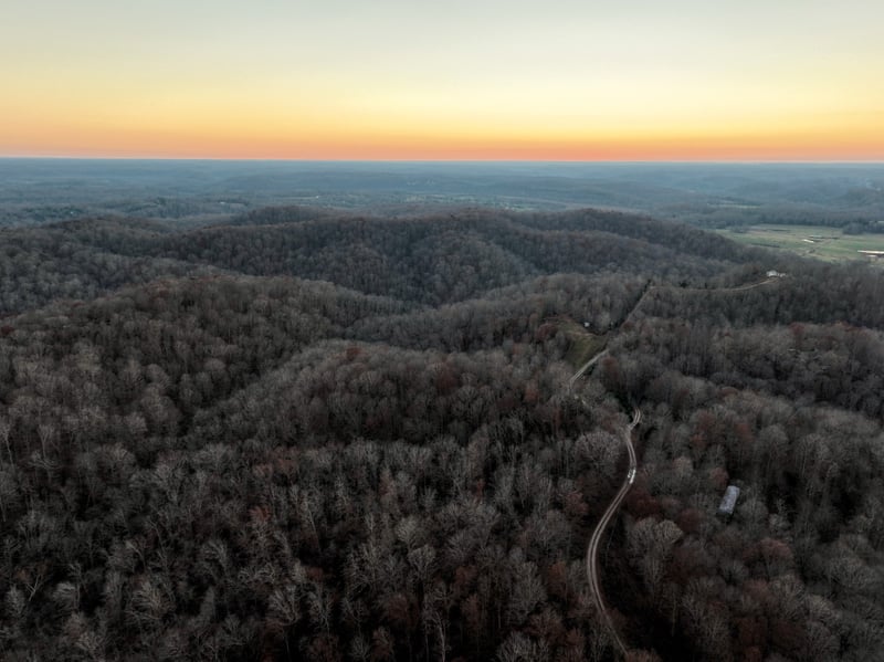 1 Sunnyside Dr, Ashland City, TN 37015