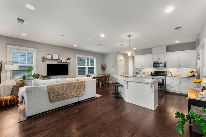 1813 7th Ave #102, Nashville, TN 37208