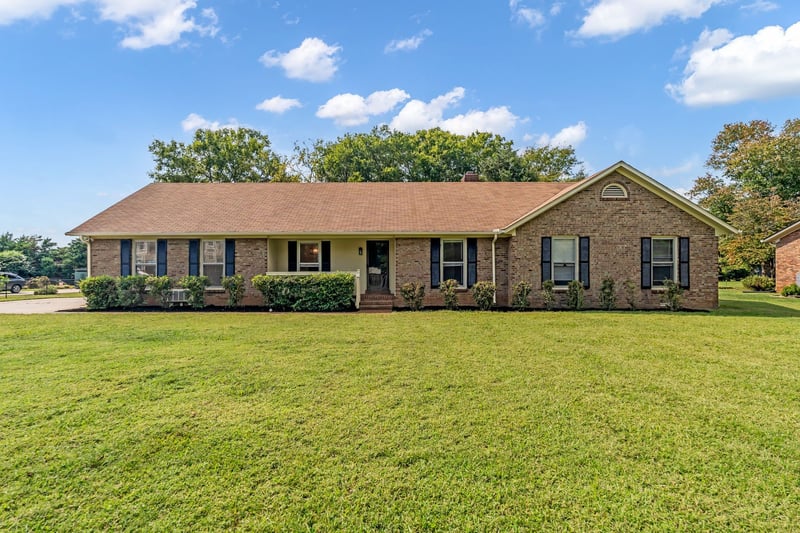 2519 Regency Park Dr, Murfreesboro, TN 37129