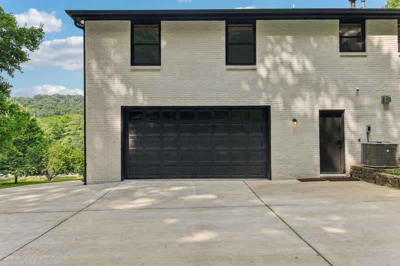 5527 Hillview Dr, Brentwood, TN 37027