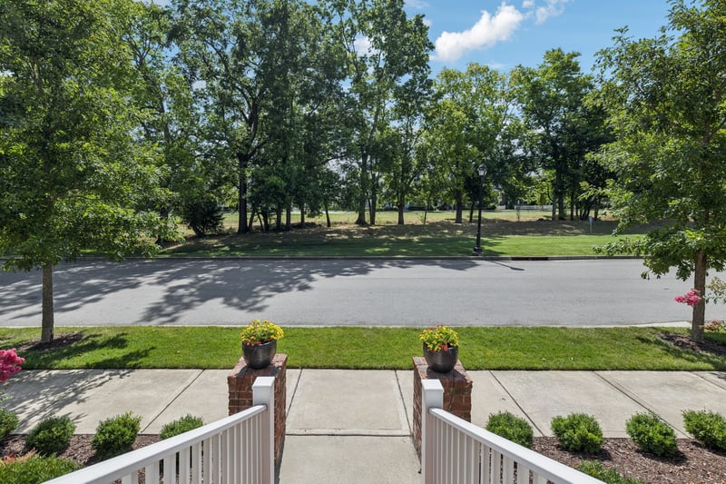 5020 Nelson Dr, Franklin, TN 37064