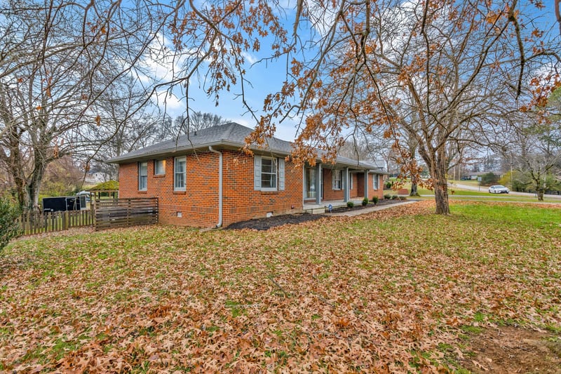 124 N Laurel Cir, Columbia, TN 38401