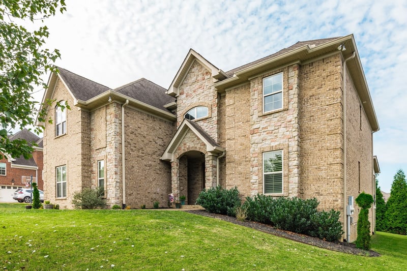 349 Raintree Dr, Hendersonville, TN 37075