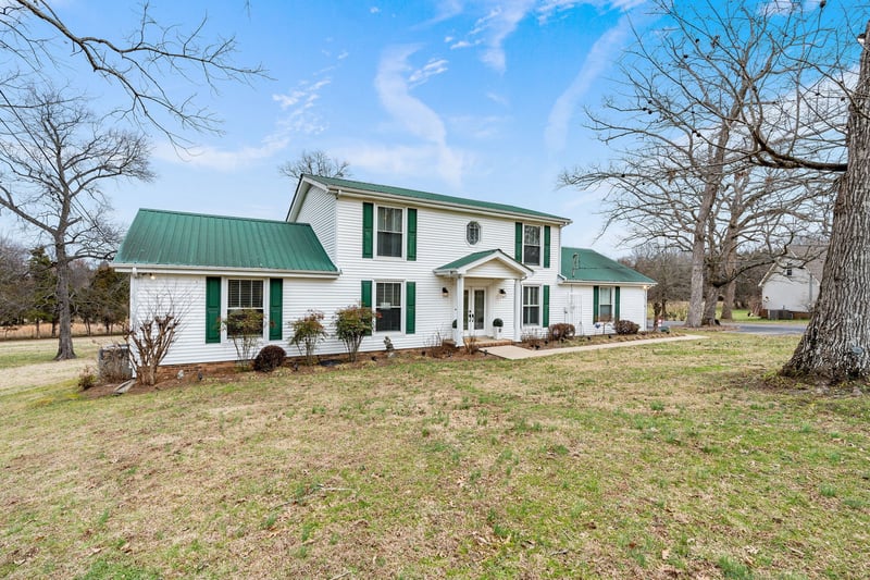 401 Bluegrass Ct, Lebanon, TN 37090
