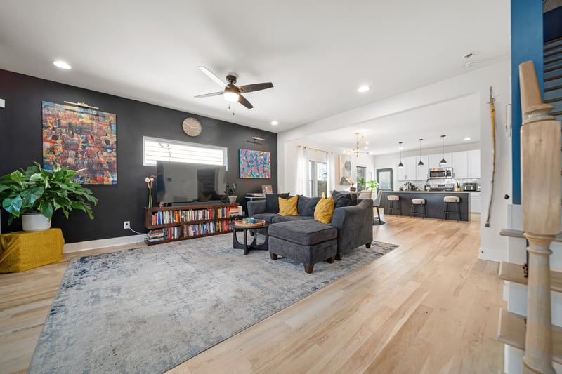 3111 River Dr, Nashville, TN 37218