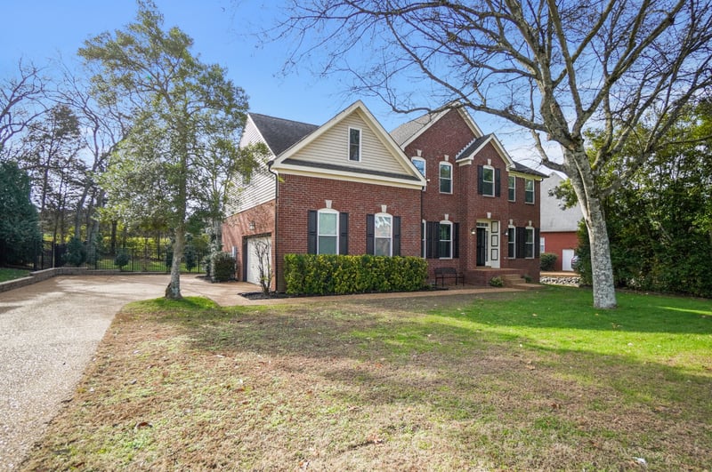 224 Spy Glass Way, Hendersonville, TN 37075