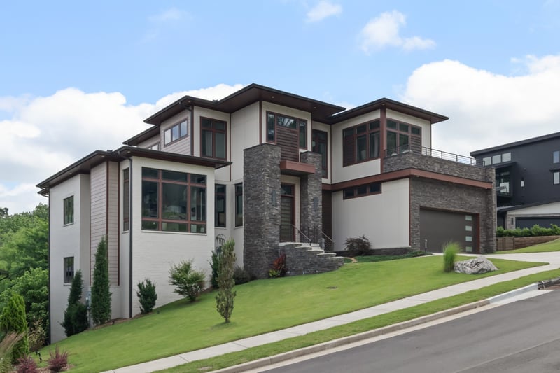 5820 Woodland Hills Dr, Nashville, TN 37211