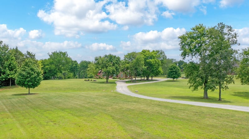 410 Jennings Ln, Shelbyville, TN 37160