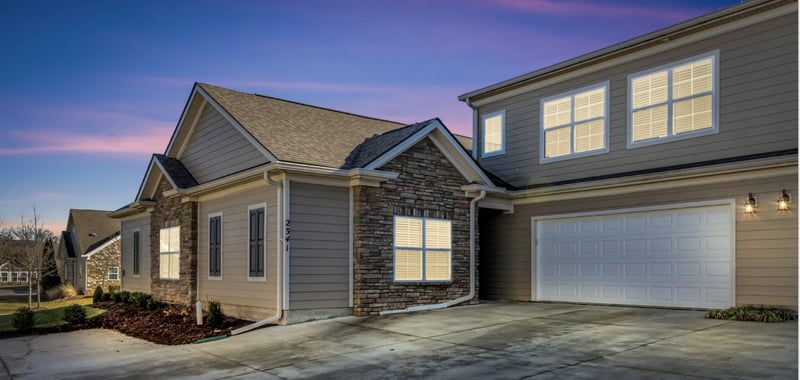 2341 Stonecenter Ln, Murfreesboro, TN 37128