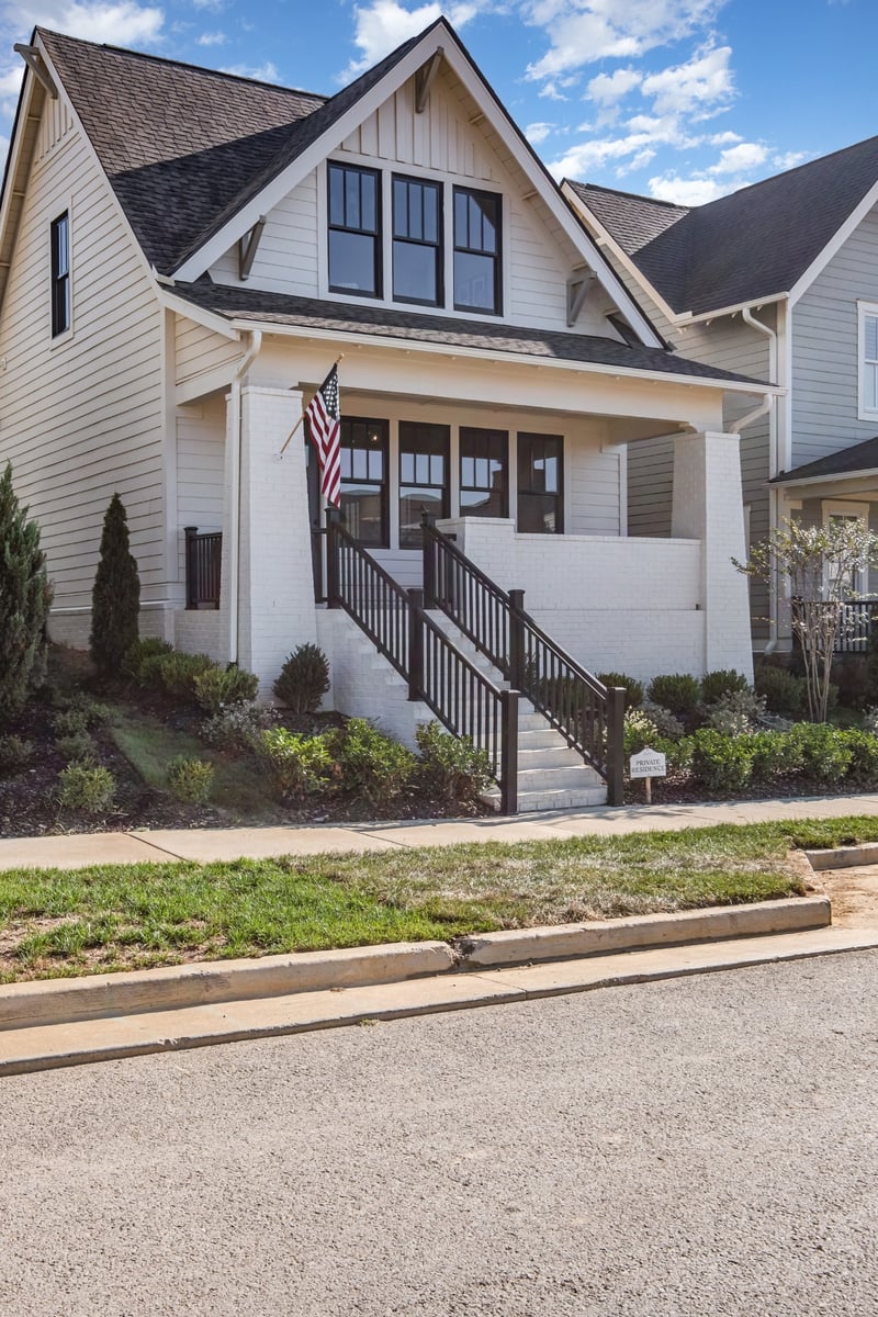 328 Huron Dr, Thompsons Station, TN 37179