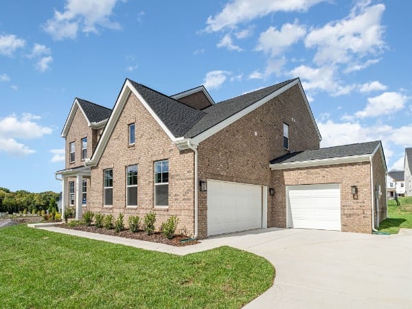 464 Tomlinson Pointe Dr, Mount Juliet, TN 37122