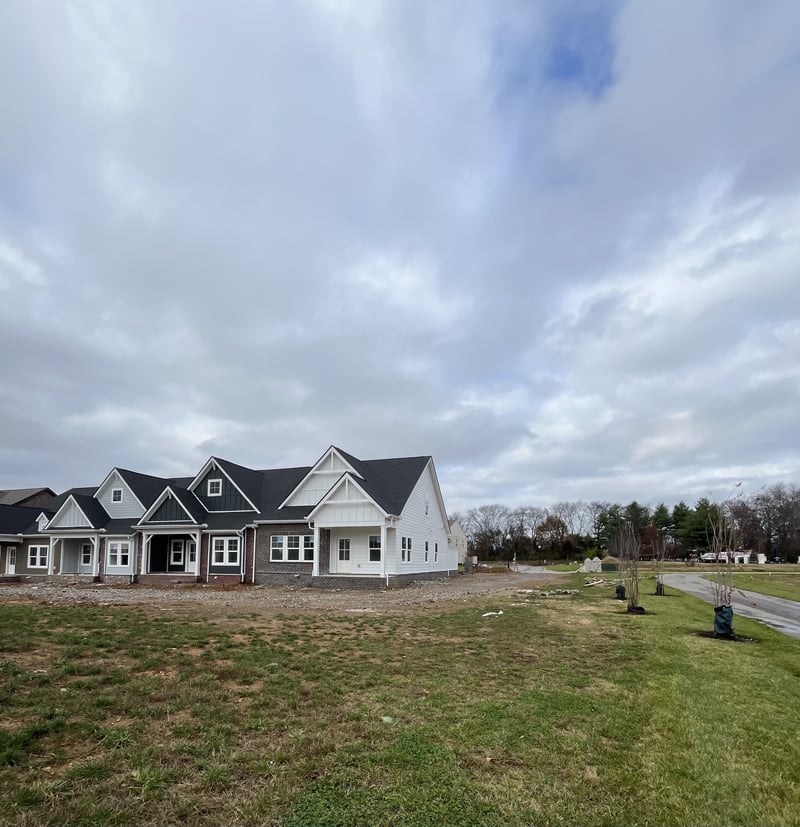 615 Swanston Ln, Gallatin, TN 37066