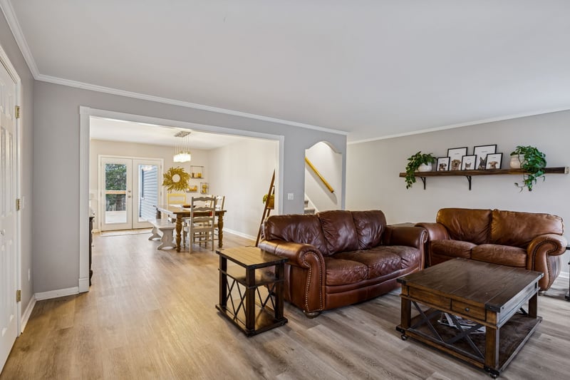 9042 Carolyn Way, Bon Aqua, TN 37025