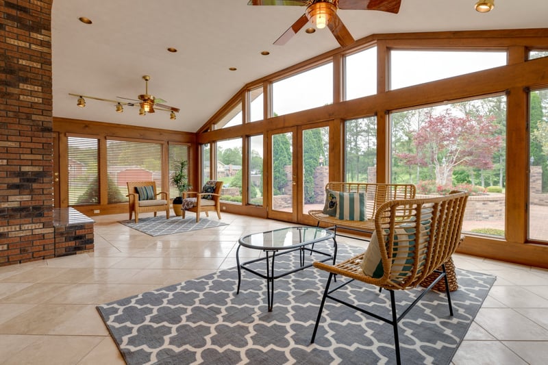 4498 Highway 47 , Charlotte, TN 37036