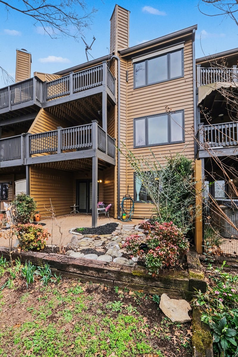 2207 Westview Dr, Nashville, TN 37212