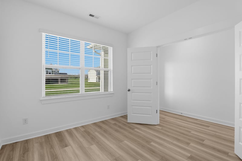 108 Longwood Dr, Lebanon, TN 37087