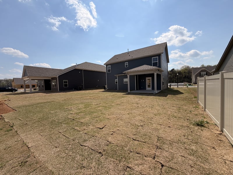 5728 Shoreline Dr, Murfreesboro, TN 37128