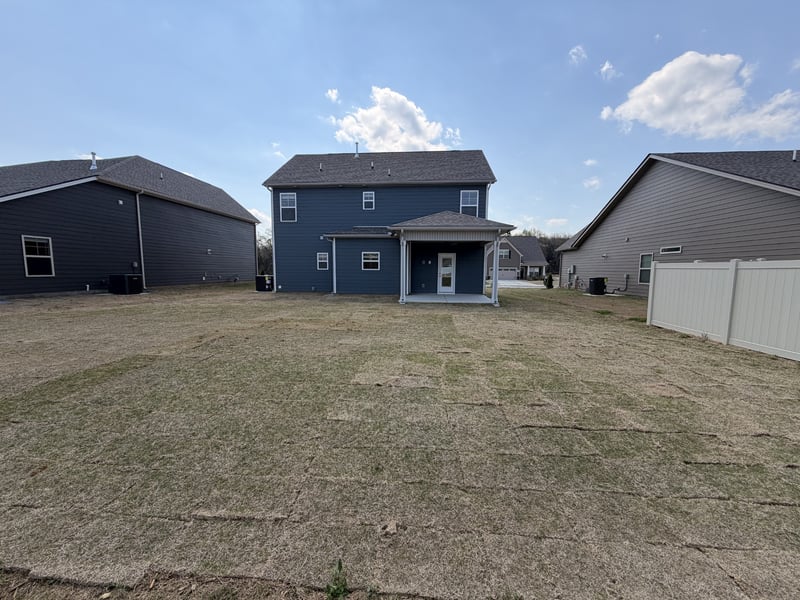 5728 Shoreline Dr, Murfreesboro, TN 37128