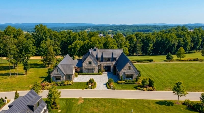 8025 Backwoods Dr, College Grove, TN 37046