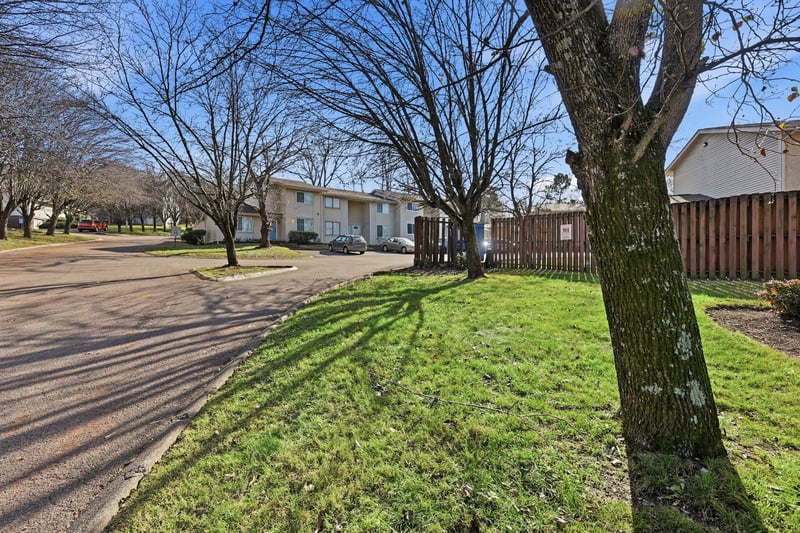 4958 Edmondson Pike #B9, Nashville, TN 37211