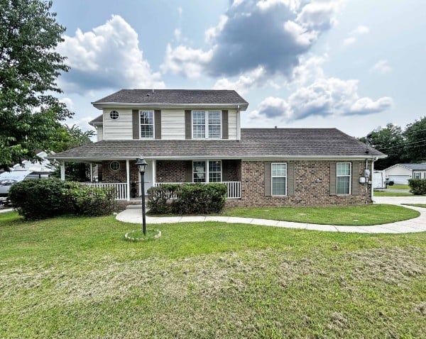 305 Wildwood Dr, Smyrna, TN 37167