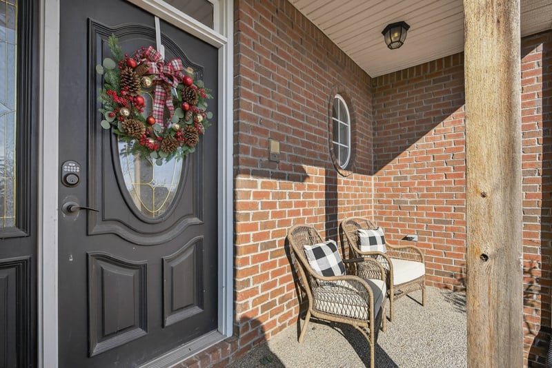 1702 Catalpa Ct, Thompsons Station, TN 37179