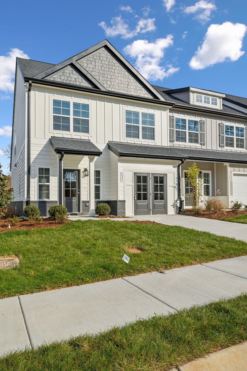 615 Tulip Springs Ct, Hermitage, TN 37076