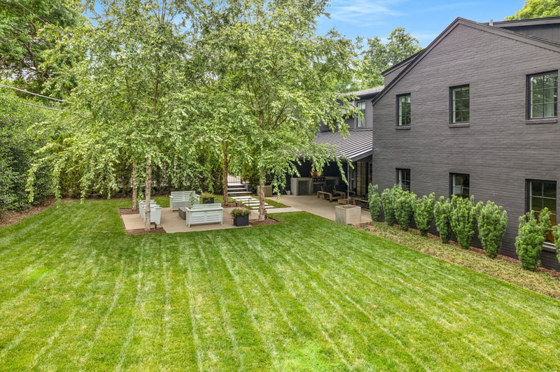 2804 Hawthorne Pl, Nashville, TN 37212
