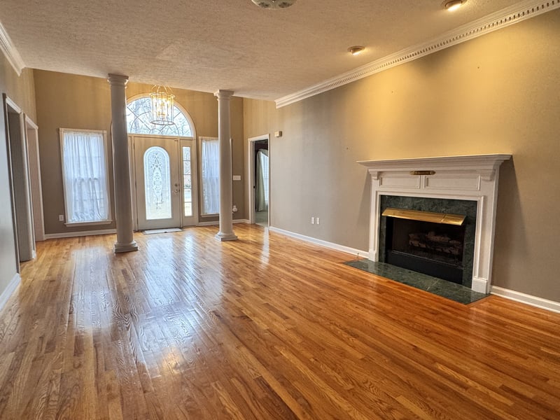 310 Orchard Park Dr, White House, TN 37188