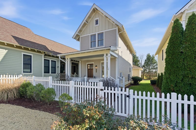 1073 Rochelle Ave, Thompsons Station, TN 37179