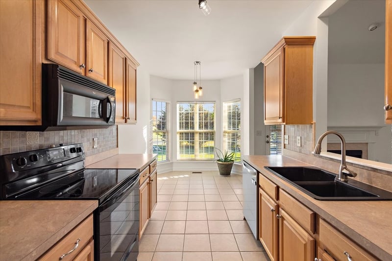 1042 Stonehollow Way, Mount Juliet, TN 37122