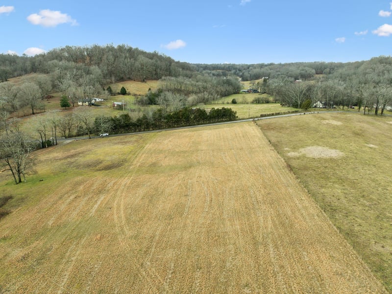 Leipers Creek Rd, Williamsport, TN 38487